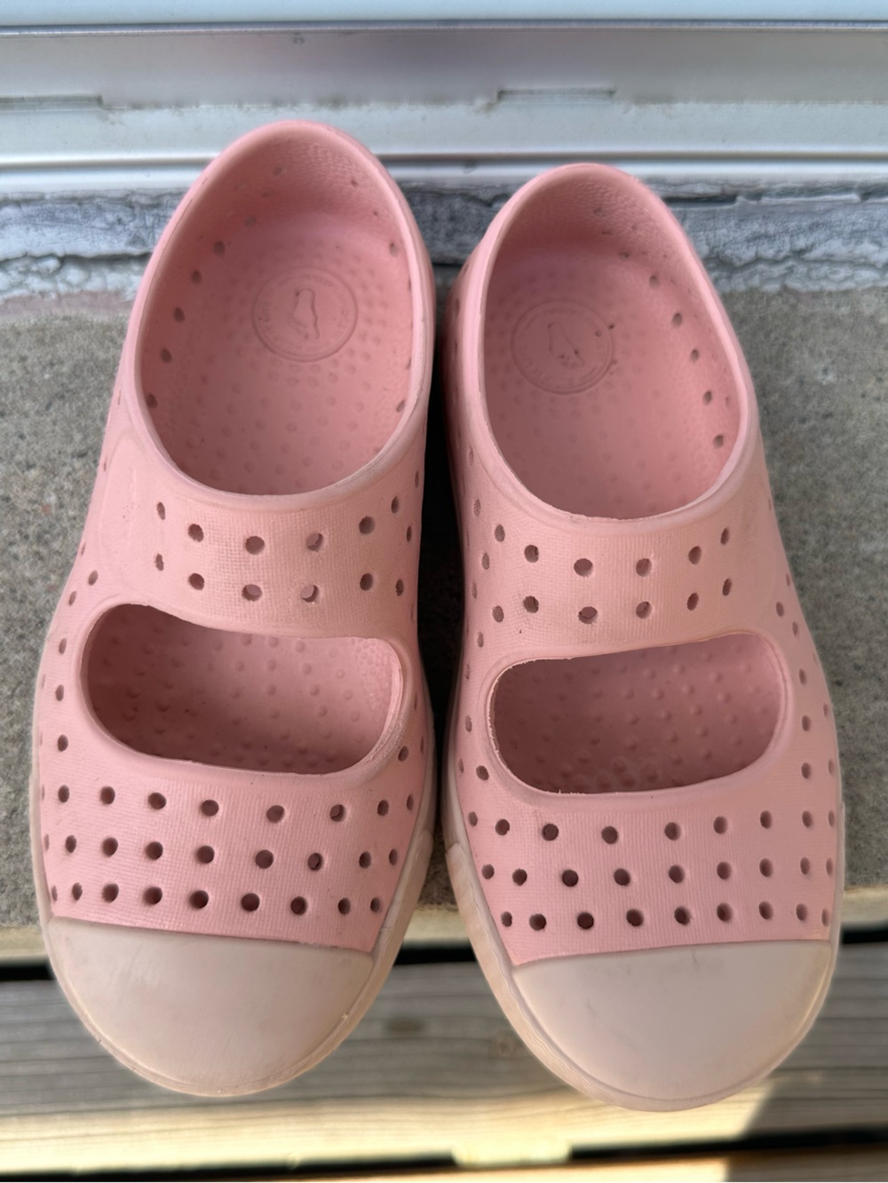 Native shoes for kids in size toddler 9